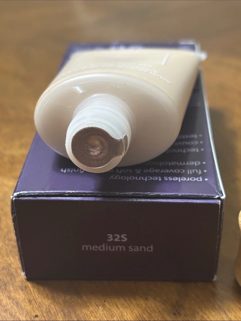 tarte Amazonian Clay Foundation - shade: medium sand #32S